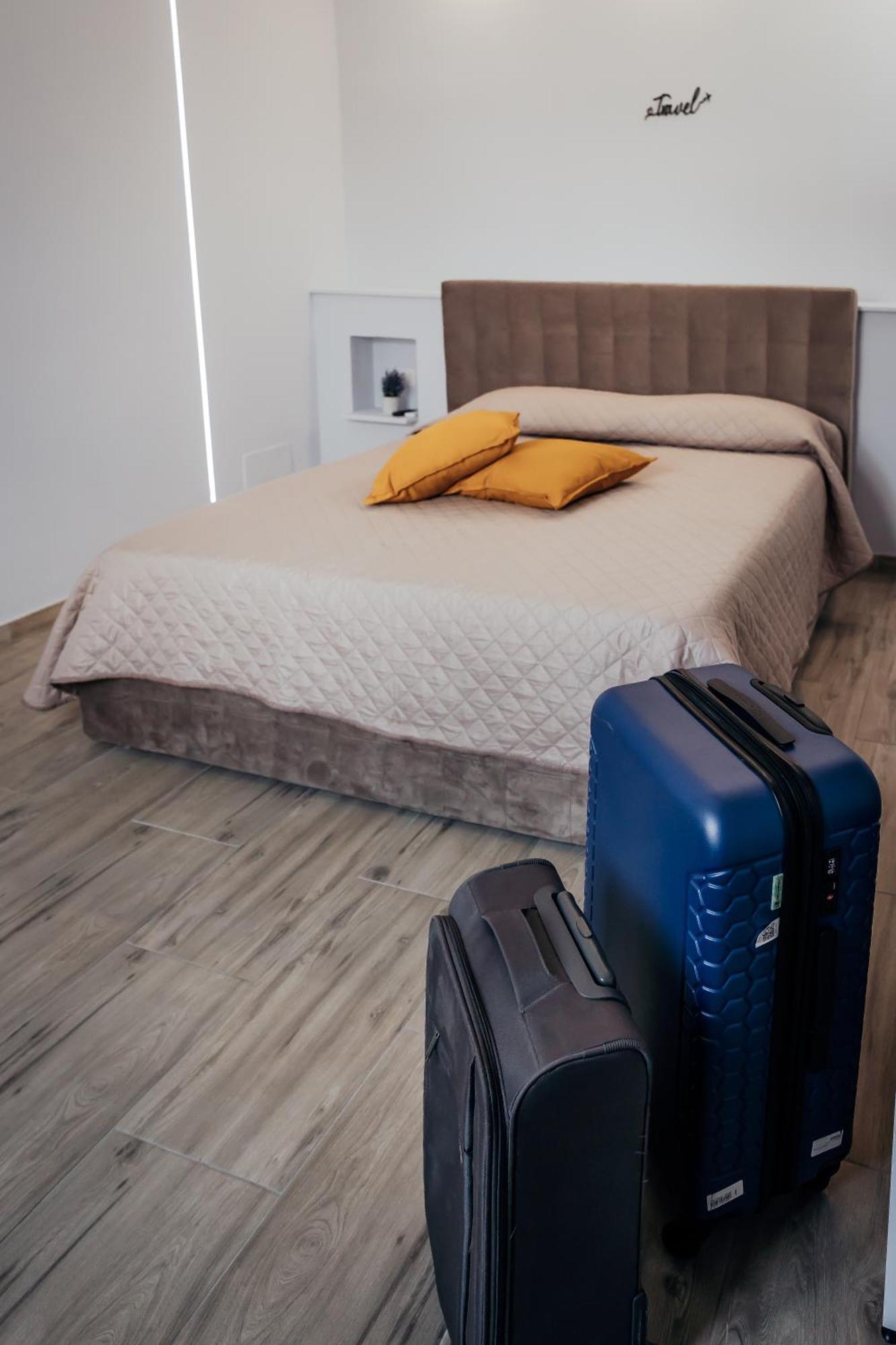 菲乌米奇诺Fcoairporthouse公寓 外观 照片